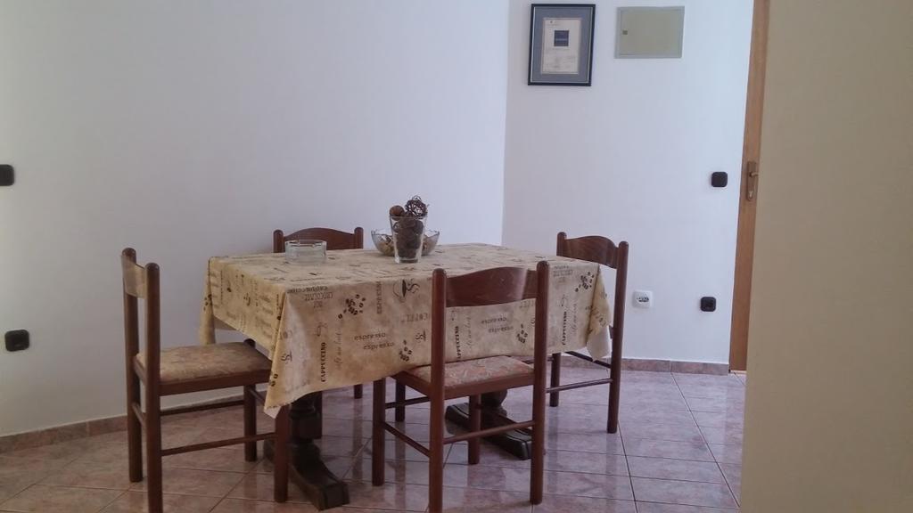 פטרצ'אנה Apartman Duje מראה חיצוני תמונה