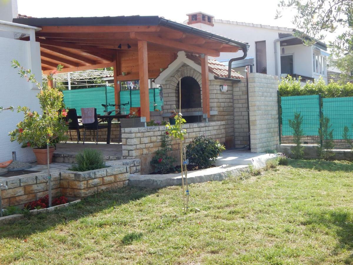 פטרצ'אנה Apartman Duje מראה חיצוני תמונה